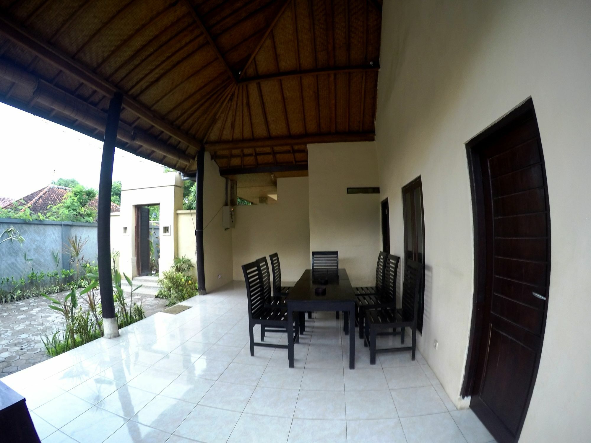 La Bella Guest House Pemuteran Exteriör bild
